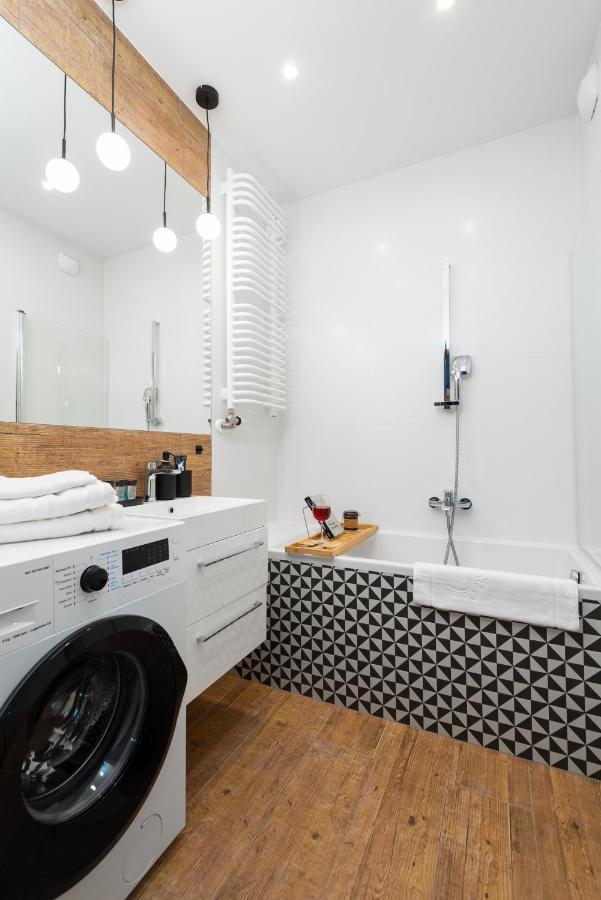 Kairos Apartments -Tower II Premium - Darmowy Parking, Silownia, Sauna - Scisle Centrum Катовице Экстерьер фото