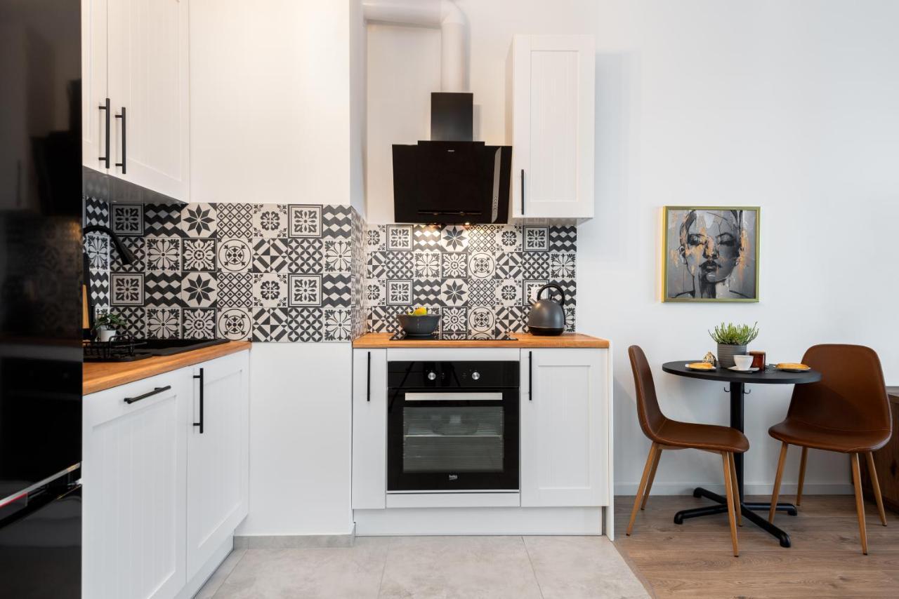 Kairos Apartments -Tower II Premium - Darmowy Parking, Silownia, Sauna - Scisle Centrum Катовице Экстерьер фото